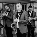 Mike Paul-Smith Music wedding band to hire at Vaulty Manor, Essex